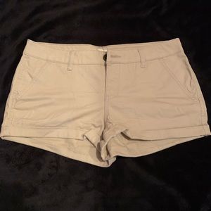 tan denim shorts